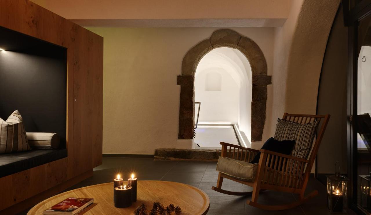 Hotel Kabis Фунес Экстерьер фото