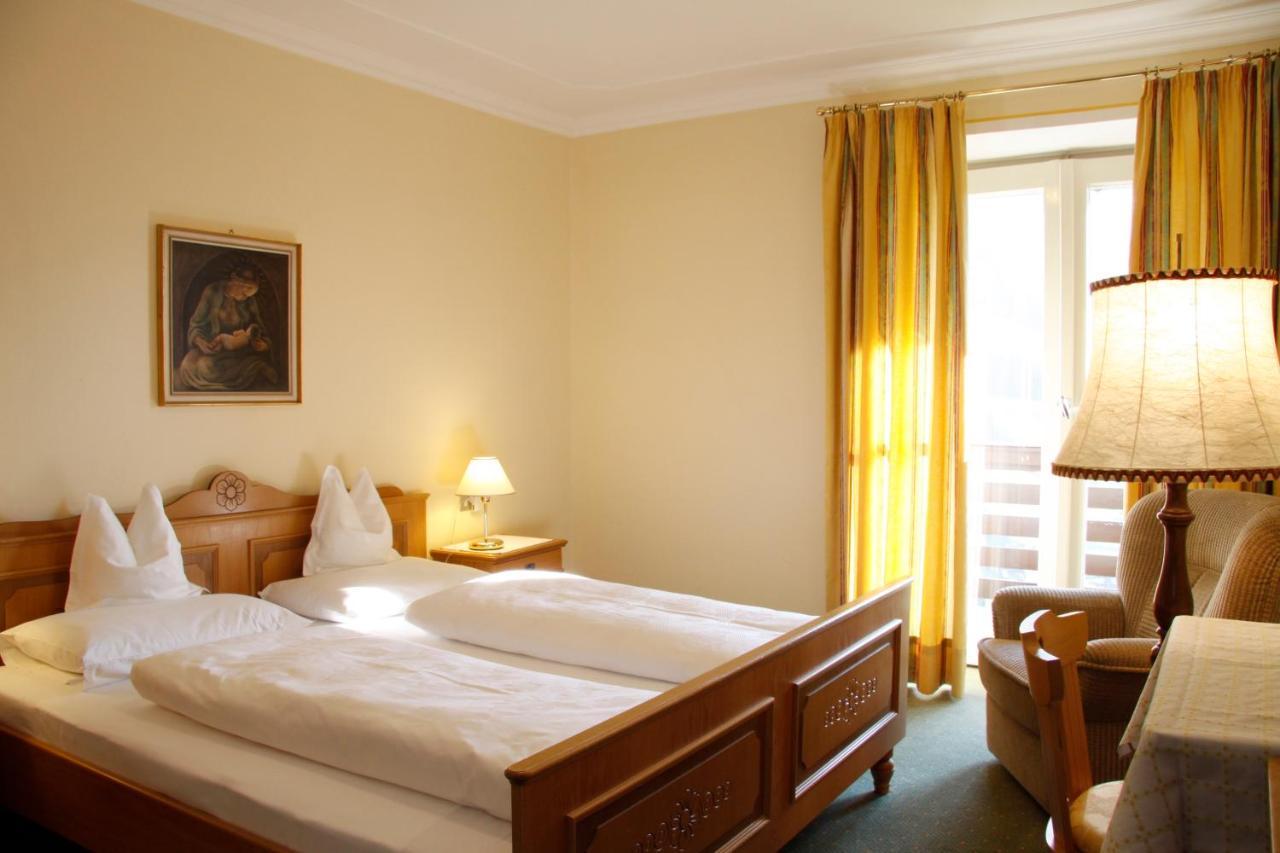 Hotel Kabis Фунес Экстерьер фото