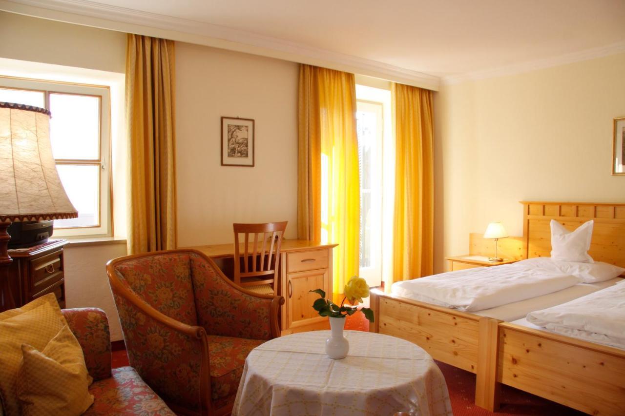 Hotel Kabis Фунес Экстерьер фото