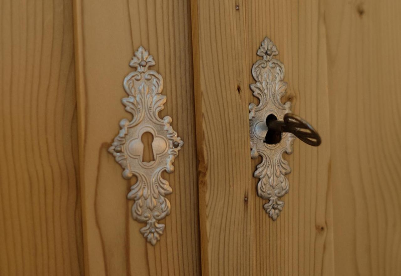 Hotel Kabis Фунес Экстерьер фото